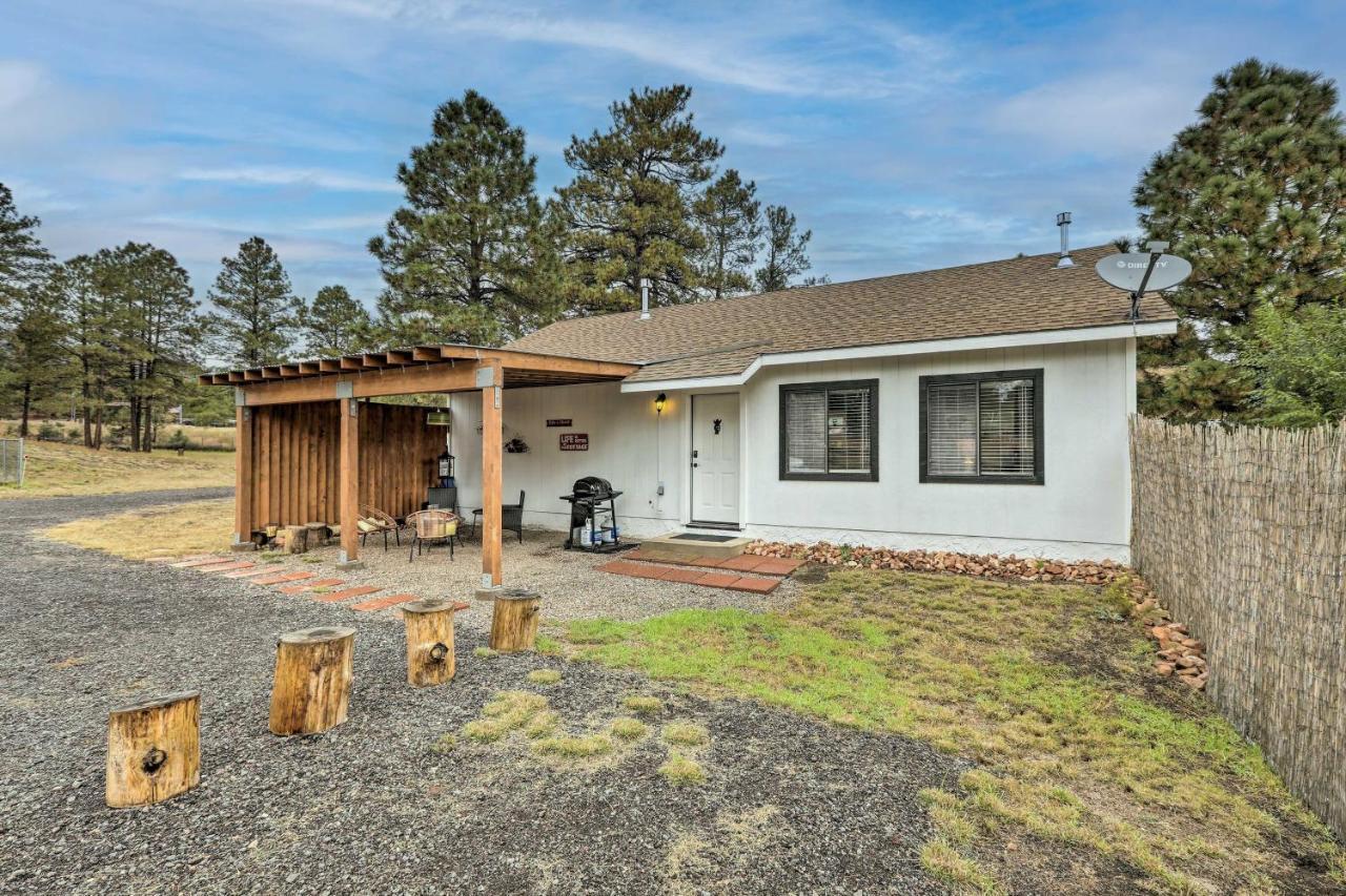 Ski Snow Bowl And Hike Cozy Flagstaff Cottage! المظهر الخارجي الصورة